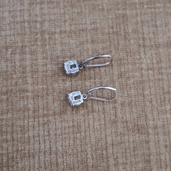 925 Silver Leverback Rhinestone Earrings - Picture 5 of 6